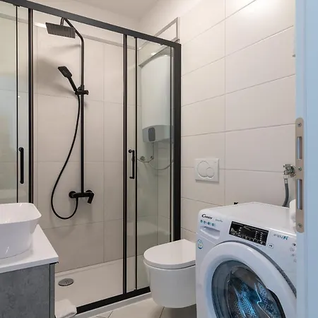 Apartament Liam *