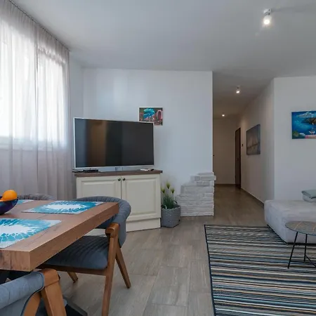 Liam Apartament *